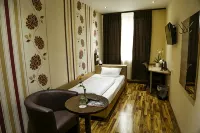 Hotel City Panorama - Bãi đậu xe