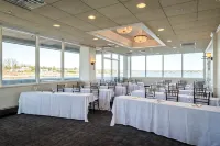 Oyster Point Hotel