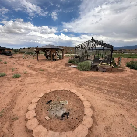 Orchard House at Sand Creek Homestead