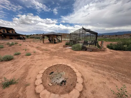 Orchard House at Sand Creek Homestead - 4-Star