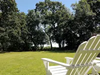 Lymington Self-Catering Garden Retreat - 4-Star