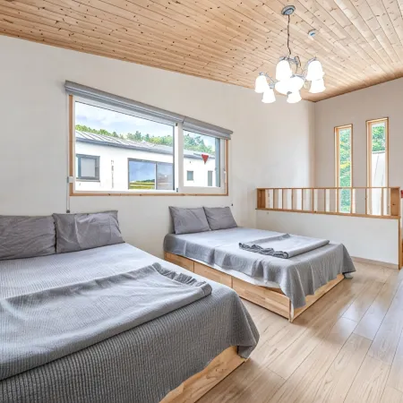 Changwon Hostel Black Pearl Pension