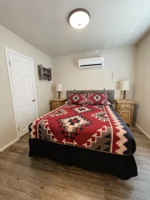 Cozy little home "West of the Pecos - Homestays