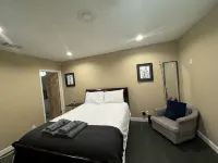 Cozy NB Pad  - Minutes From All The Fun! - 4-Star