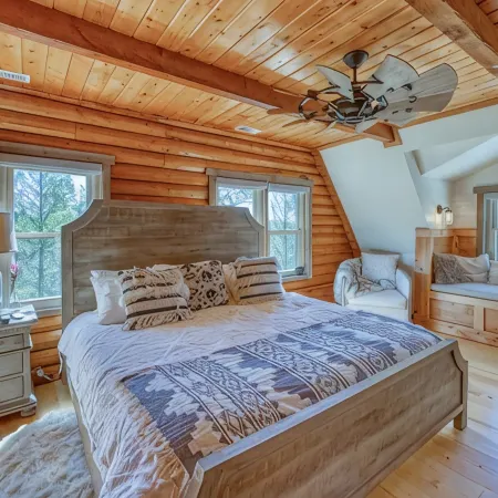 Spacious cabin in the woods w/ a private hot tub, deck, & fireplace  SUV  needed