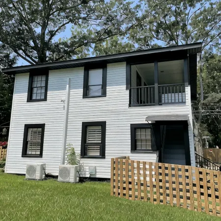 Cozy Apartment Located in Downtown Laurel