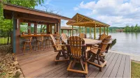 Hot Springs Lakeside Bar, Fire Pit, 3 King Beds, 3.5 Baths, Bunk Room - 5-Star