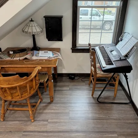 Quiet Relaxed Location Just Steps Away from Main Ave Shopping