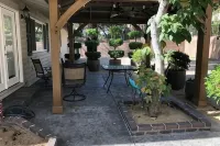 Beautiful Updated Home in Downtown Sonora - 2성급