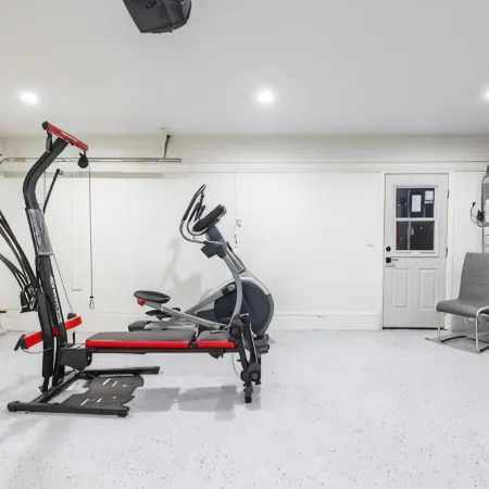 Renovated 5B4B Luxury home @Fremont with King Suite
