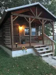 Two Furnished Cabins Minutes from Patoka Lake and French Lick. Book 1 or 2 - Chalets
