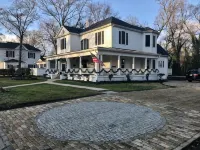 Delightful Victorian home with 6 bedrooms in downtown Fort Mill - Wifi