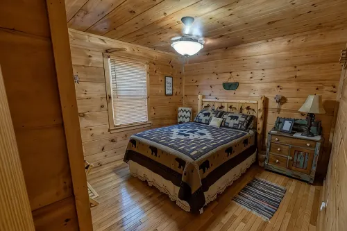 Spacious Choestoe Village Cabin, Mountains of Northeast GALicense # 014514 - 2-Star