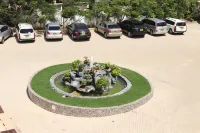 White Peacock Resort Mtwapa - parking