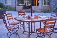 Kongoni House - Bed and Breakfasts