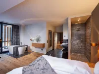 Black Forest Lodge - Parkplatz