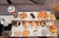 Santiago Hotel - С бассейном