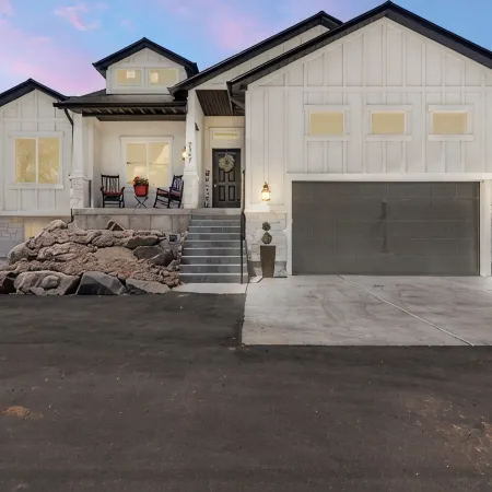 Luxury 6Br |Hot Tub |Private Pickleball |Sleeps 15