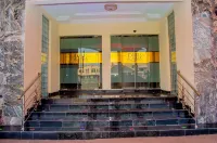 De Peace Hotel and Suites - 駐車場