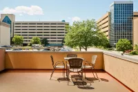 Kahler Inn and Suites - parking
