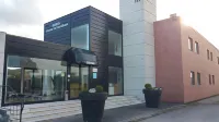 푸에르타 데 산티야나 University School of Physiotherapy Gimbernat 주변 호텔