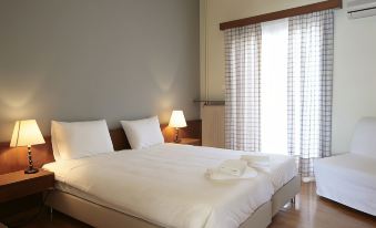 Hotel Theoxenia - Housity