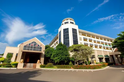 Surin Majestic Hotel Các khách sạn gần Rajamangala University of Technology Esarn Surin Campus