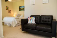 Swan House Hotels in Martinborough