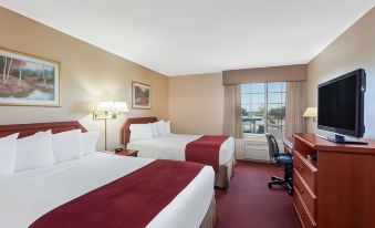 Ramada by Wyndham Fresno Northwest