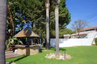 Wot Algarve Hotels in Sao Clemente