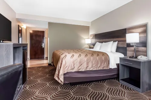 Quality Inn & Suites Các khách sạn ở Salisbury