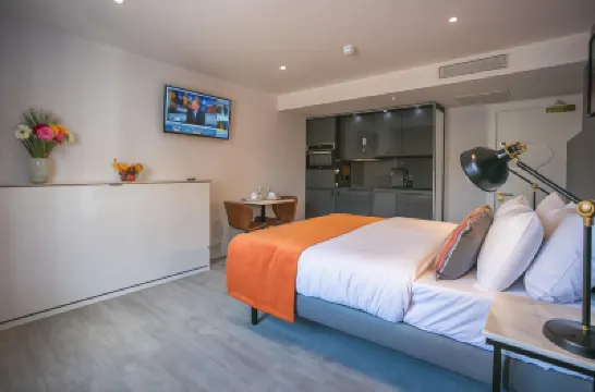 Grafton Street Studios by City Break Apartments Hotels in 