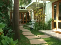 The Gecho Inn Town