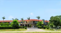 Tarpon Shores Inn Hotels in Tarpon Springs