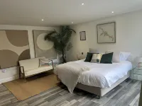 Beachcliff Rooms & Apartments Hotels in Penarth