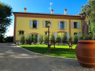 Antico Podere San Luca Hotel in zona Parco Nicholas Green via della Certosa (BO)