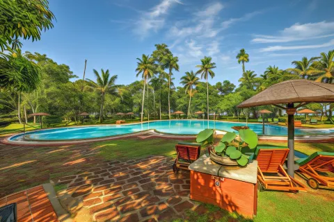 Coconut Lagoon Kumarakom- a CGH Earth Experience