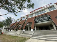 Se.Nandung Living and Space Hotel dekat Apocalypse skate & bike park