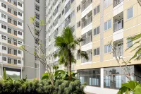 RedLiving Apartemen Royal Park Sentul by Bogor Staycation Hotel dekat Alfamart