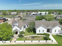 Coast Oaks Cottage 3 1 Bedroom Cottage by RedAwning Hotels in Rockport