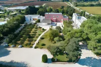 Masseria Mongiò dell'Elefante Hotel in zona Circolo Ippico Tumara