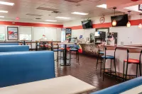 Howard Johnson by Wyndham Ocala FL I-75 Hotels in Ocala