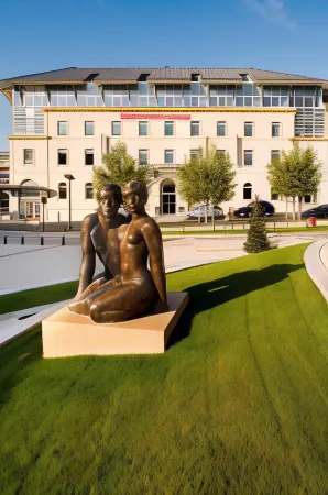 Hôtel Mercure Périgueux Centre Отели в г. Кулуньекс-Шамье