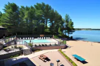 Bakers Sunset Bay Resort Hoteles en Lake Delton