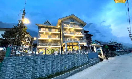 Jewel Kongchen Retreat & Spa