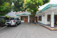 House of M Bogor Mitra RedDoorz Отели в г. South Bogor