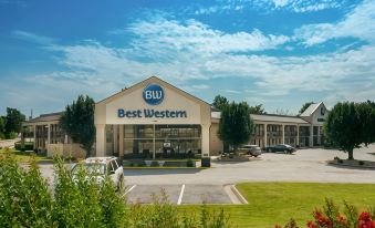 Best Western Windsor Suites