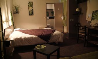 Logis Hotel des Portes de Meuse