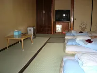 Suehiro Ryokan (Yamagata) Hotel berhampiran Stesen Zaō