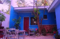 Pedz Cing Mango Lodge Hotels in Malabuyoc